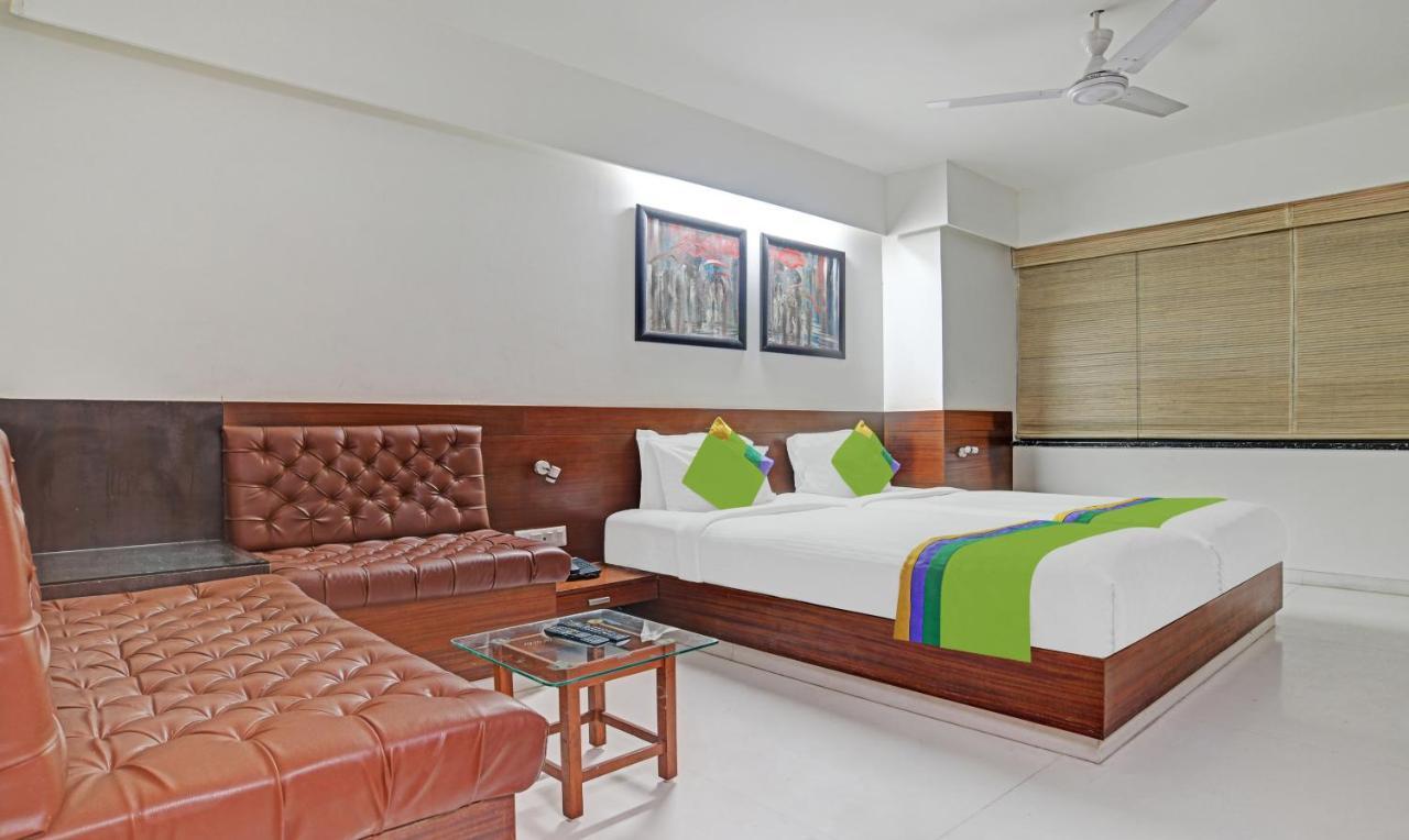 Treebo Cherry Tree Indore Dış mekan fotoğraf