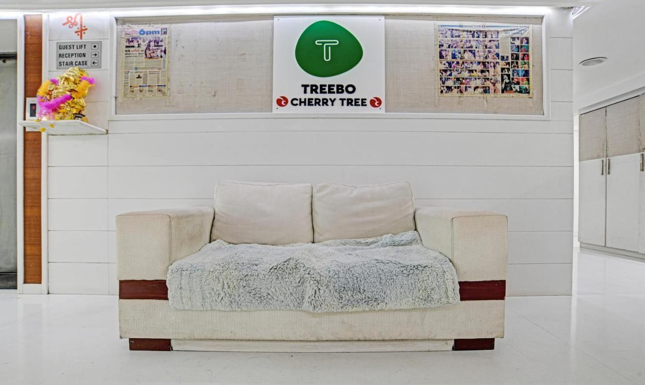 Treebo Cherry Tree Indore Dış mekan fotoğraf