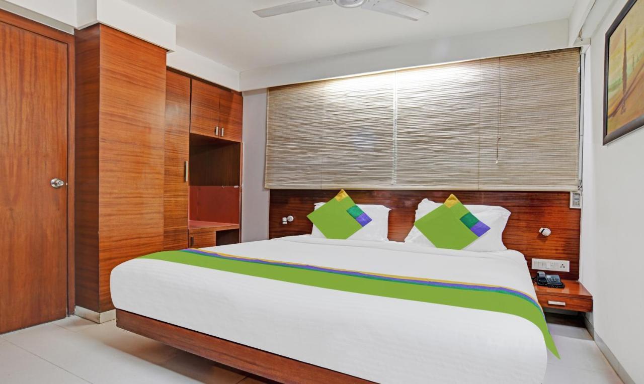 Treebo Cherry Tree Indore Dış mekan fotoğraf