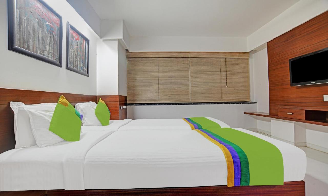 Treebo Cherry Tree Indore Dış mekan fotoğraf