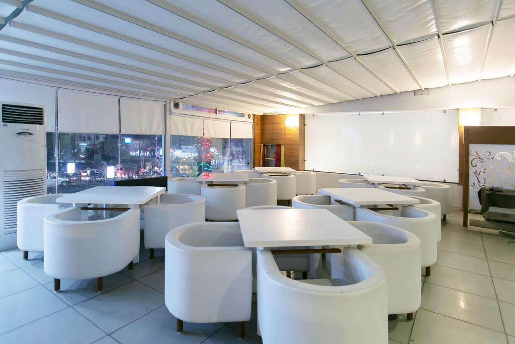 Treebo Cherry Tree Indore Dış mekan fotoğraf